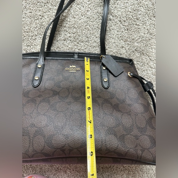 Coach Tote with Black Trim - Picture 3 of 14